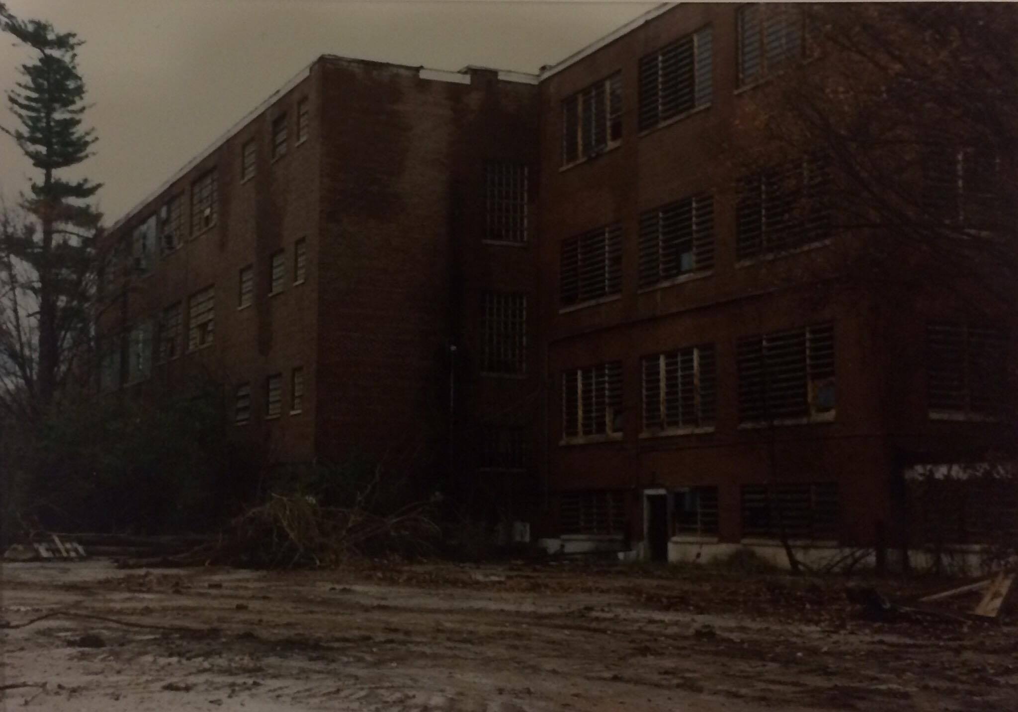 14466396_10154077572128717_261673295_o