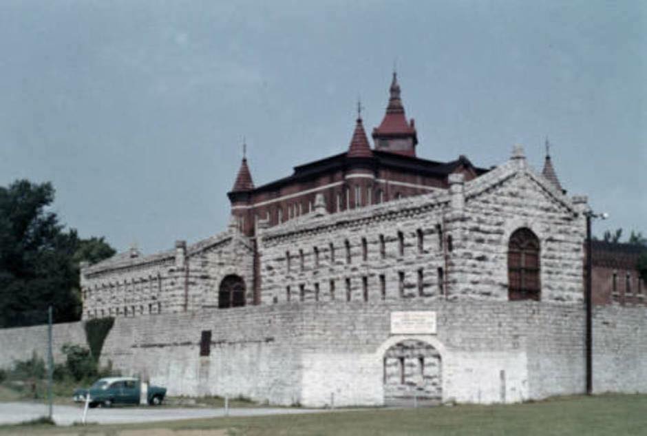 48896891_276404556382255_6845299428752883712_n